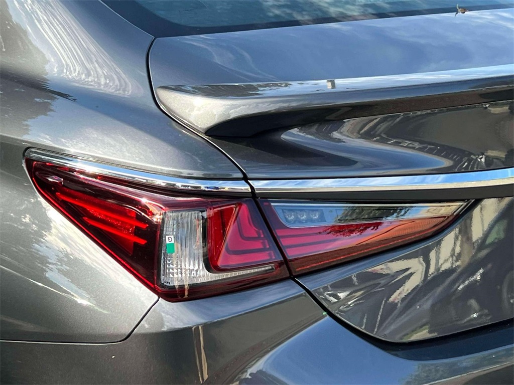 new 2025 Lexus ES car, priced at $48,344