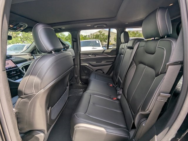 new 2025 Jeep Grand Cherokee car, priced at $44,730