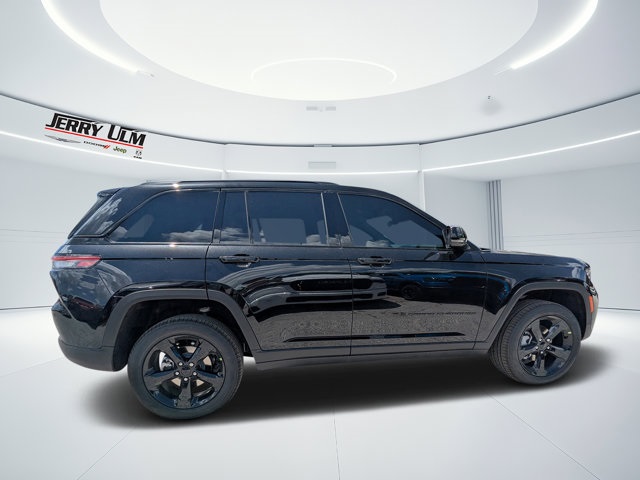 new 2025 Jeep Grand Cherokee car, priced at $44,730
