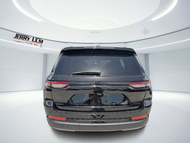 new 2025 Jeep Grand Cherokee car, priced at $44,730