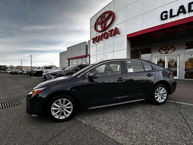 new 2025 Toyota Corolla Hybrid car
