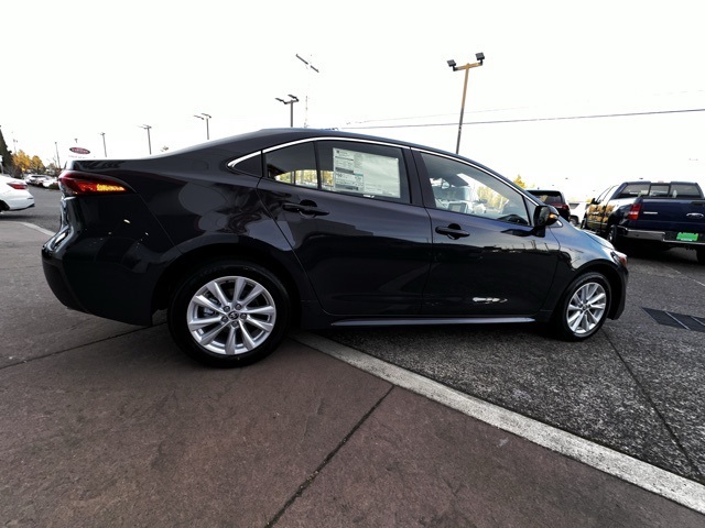 new 2025 Toyota Corolla Hybrid car