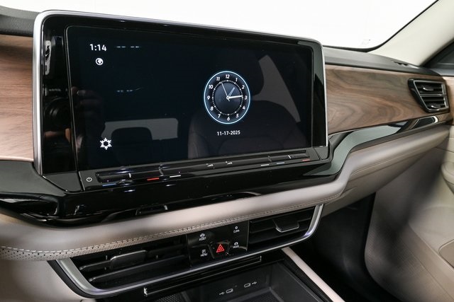 used 2024 Volkswagen Atlas car, priced at $32,200