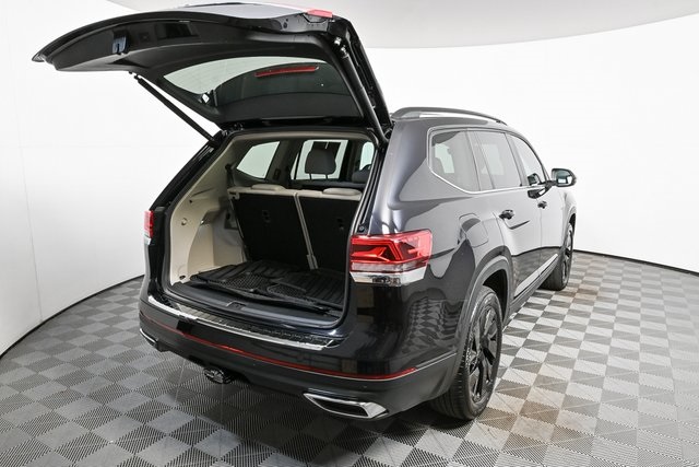 used 2024 Volkswagen Atlas car, priced at $32,200