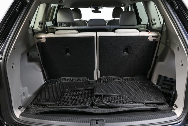 used 2024 Volkswagen Atlas car, priced at $32,200