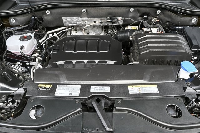 used 2024 Volkswagen Atlas car, priced at $32,200