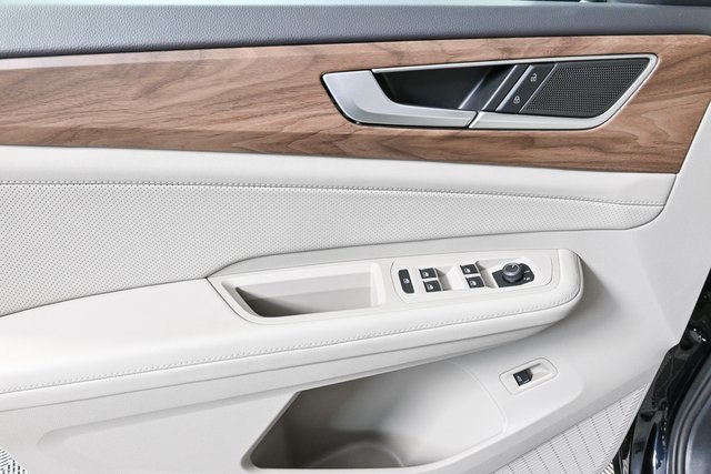 used 2024 Volkswagen Atlas car, priced at $32,200