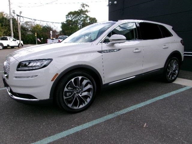 used 2021 Lincoln Nautilus car, priced at $34,629