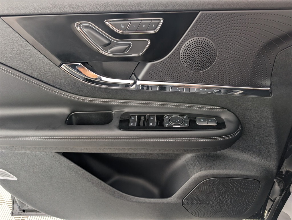 new 2025 Lincoln Corsair car, priced at $39,581