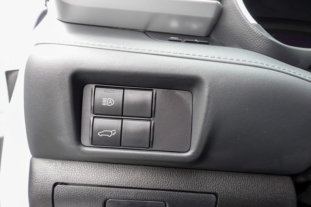 used 2022 Toyota Highlander car, priced at $39,000