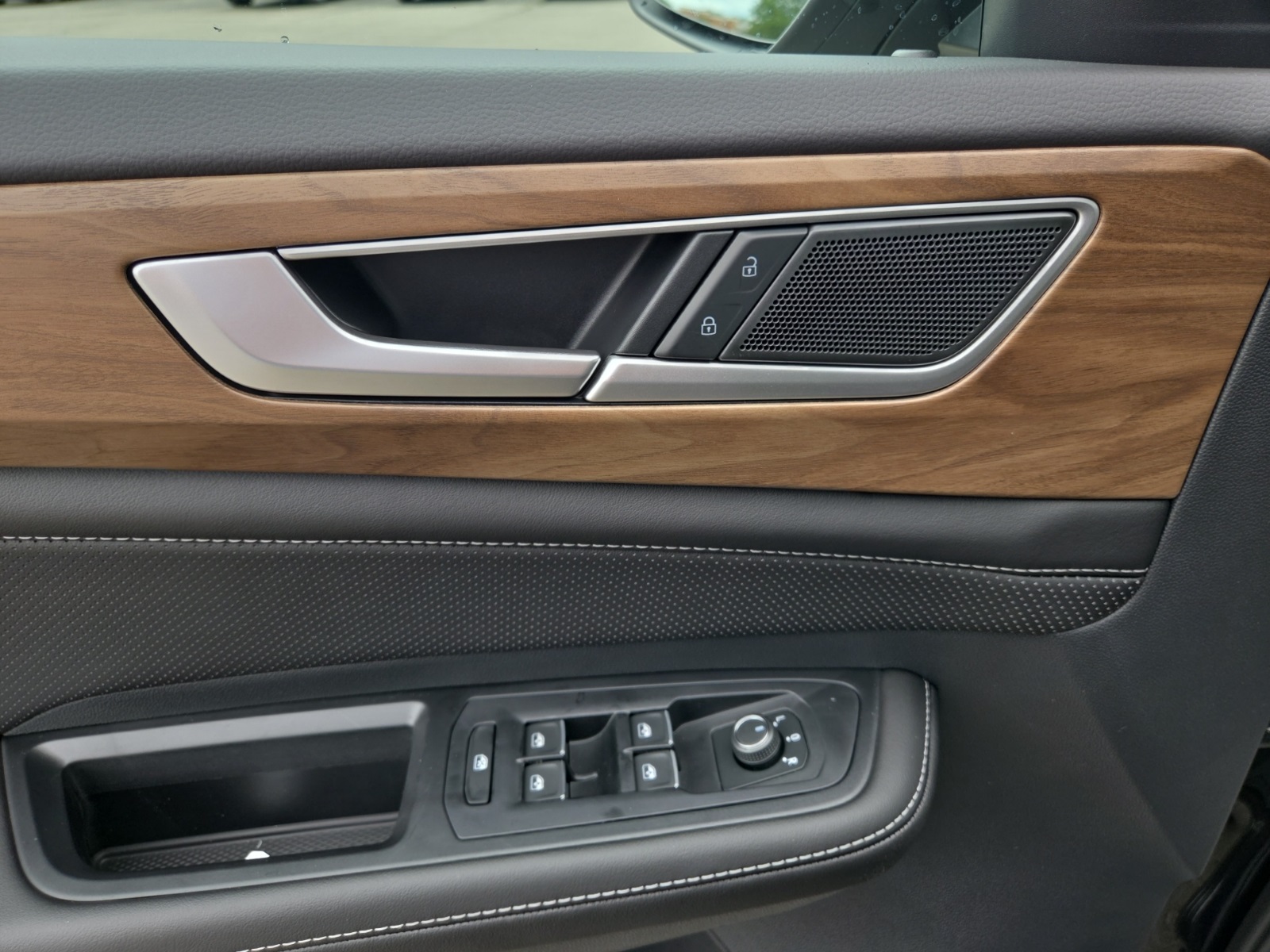 new 2026 Volkswagen Atlas car