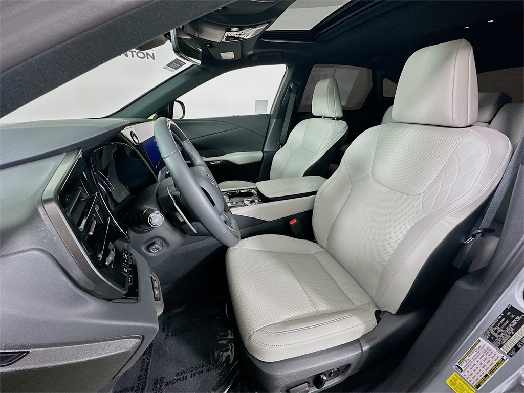 used 2024 Lexus RX car, priced at $49,990