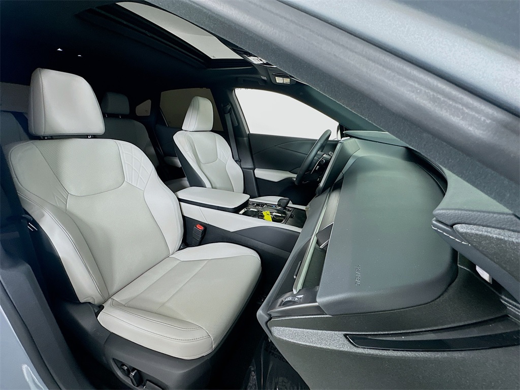 used 2024 Lexus RX car, priced at $49,990