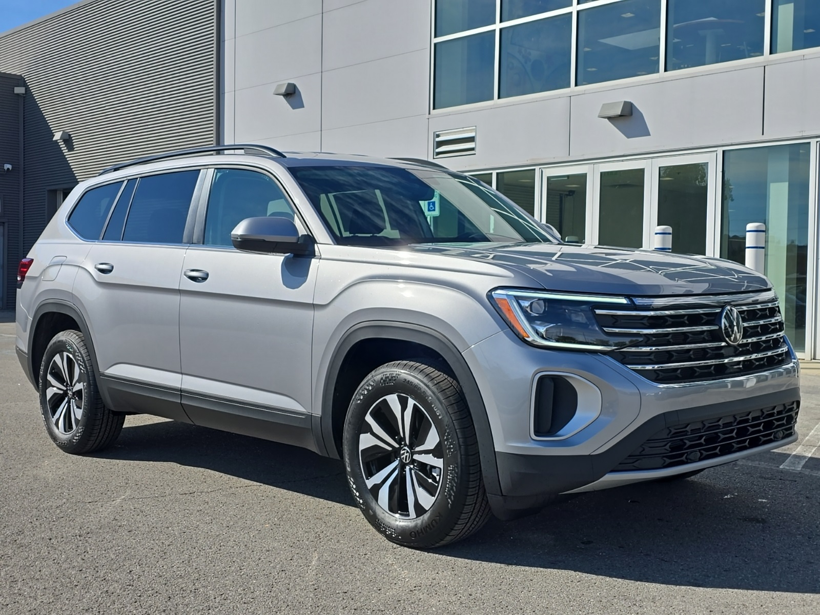 new 2026 Volkswagen Atlas car