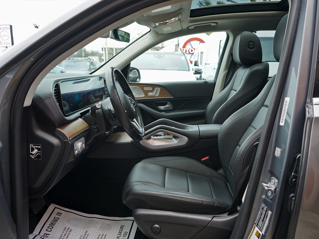 used 2020 Mercedes-Benz GLS car, priced at $33,995