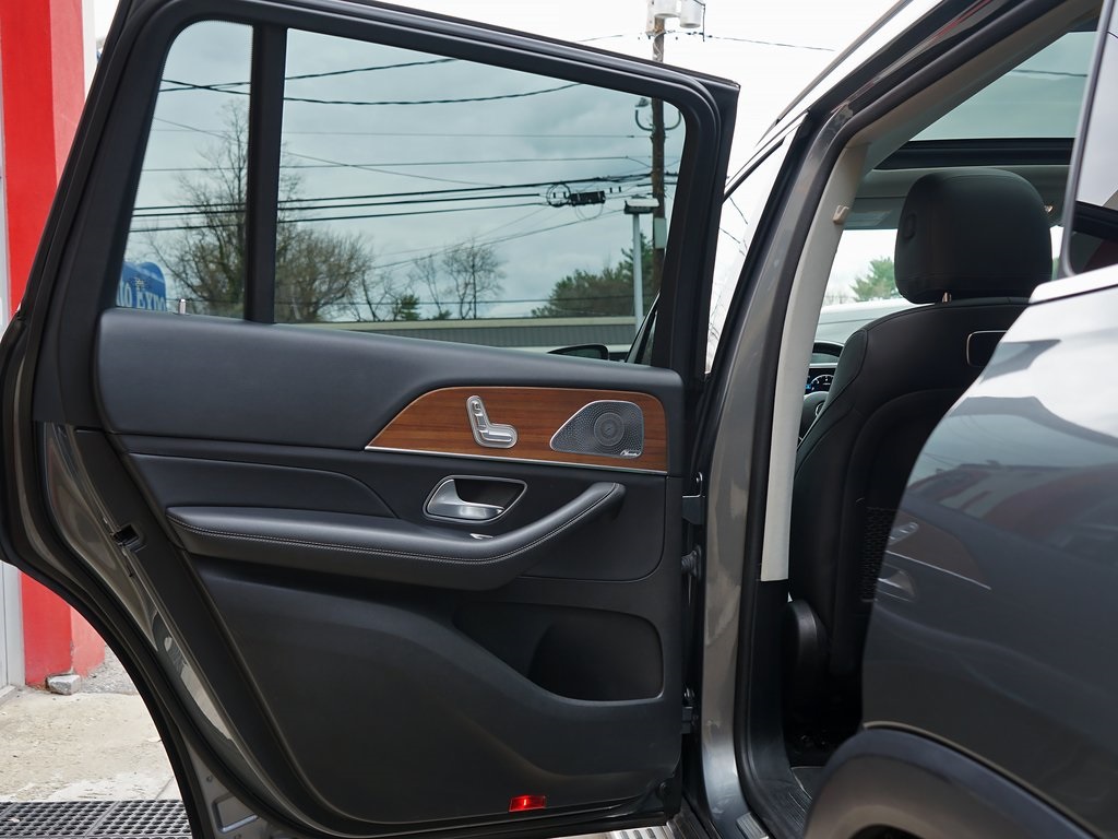 used 2020 Mercedes-Benz GLS car, priced at $33,995