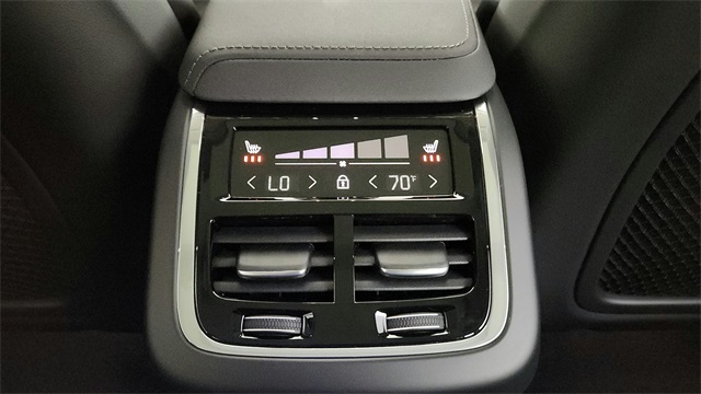new 2026 Volvo XC60 car, priced at $63,965