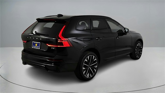 new 2026 Volvo XC60 car, priced at $63,965