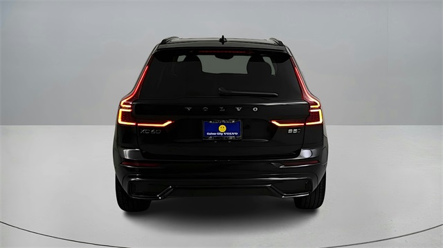 new 2026 Volvo XC60 car, priced at $63,965