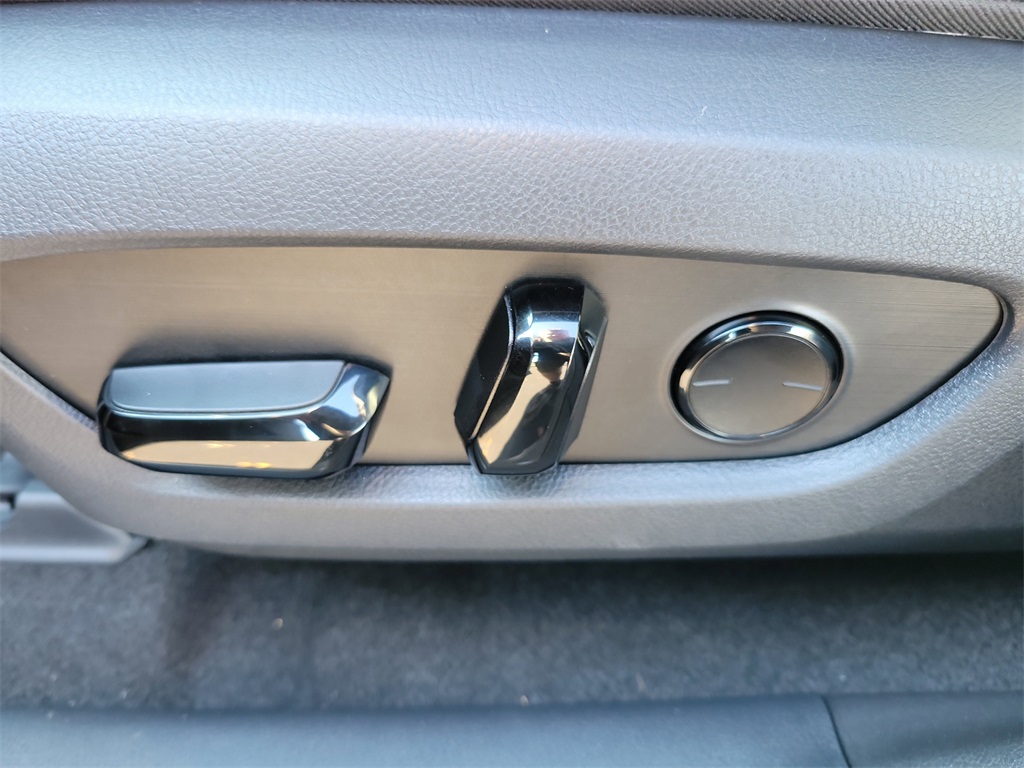 new 2026 Lexus RX car, priced at $61,099