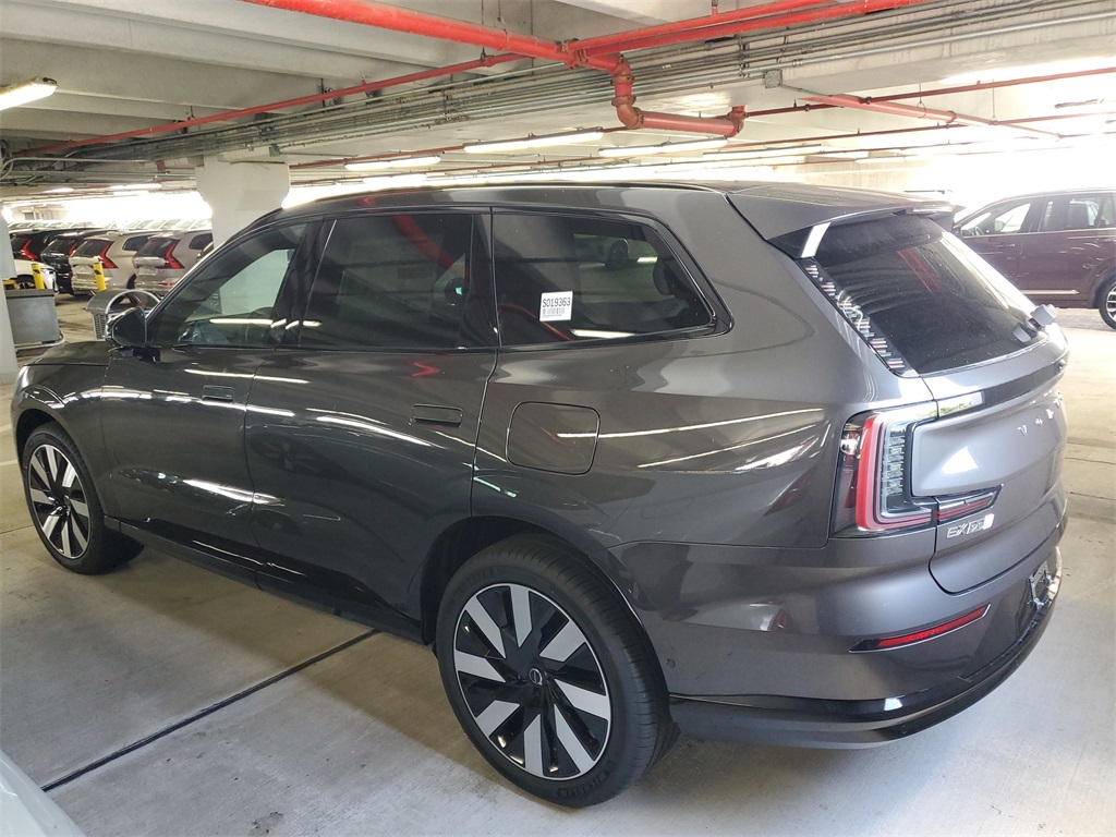 new 2025 Volvo EX90 car, priced at $81,839