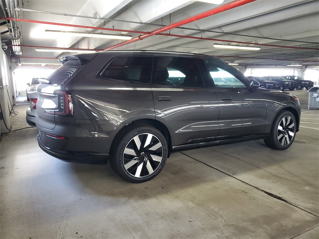 new 2025 Volvo EX90 car, priced at $81,839