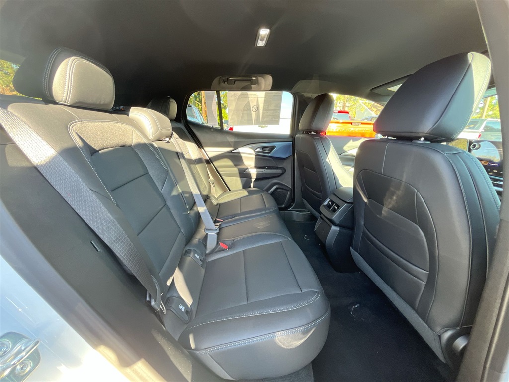 new 2025 Chevrolet Equinox EV car, priced at $38,026