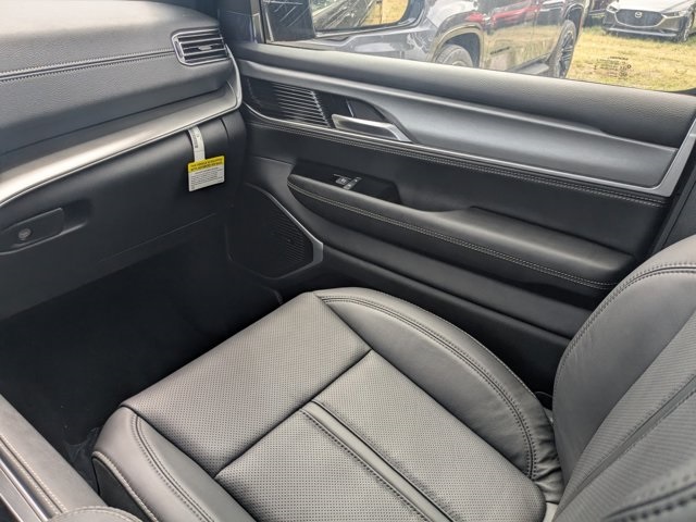 new 2025 Jeep Wagoneer car, priced at $72,075