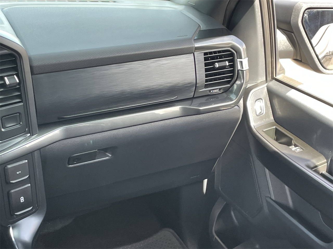 used 2021 Ford F-150 car, priced at $33,994