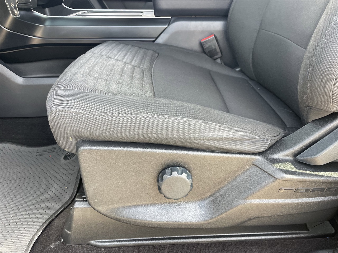 used 2021 Ford F-150 car, priced at $33,994
