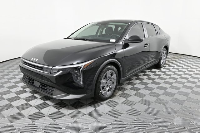 new 2025 Kia K4 car, priced at $24,171