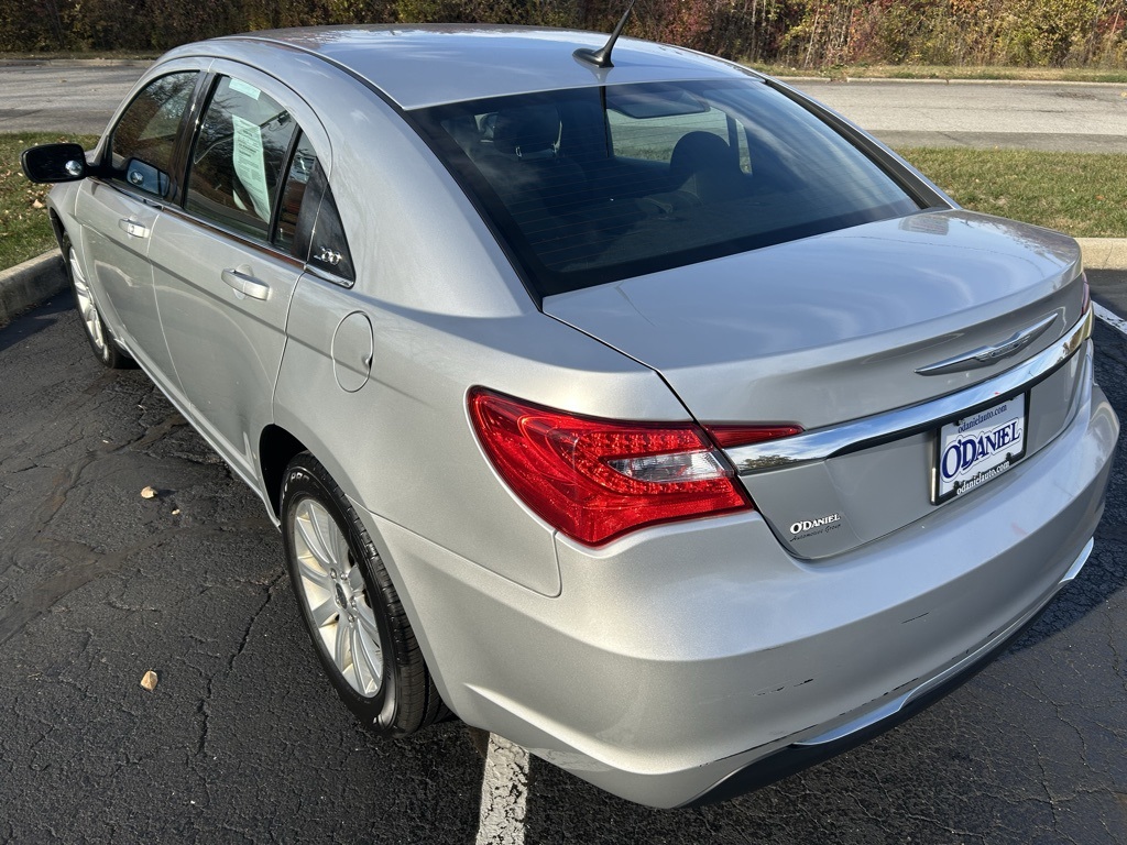 used 2011 Chrysler 200 car, priced at $5,725