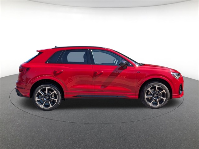 new 2025 Audi Q3 car, priced at $45,100