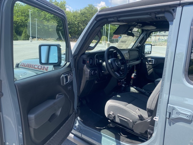 new 2025 Jeep Wrangler car, priced at $45,836