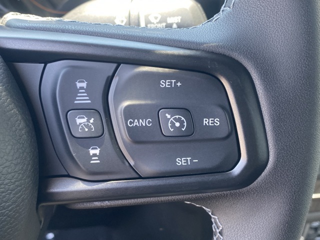 new 2025 Jeep Wrangler car, priced at $45,836