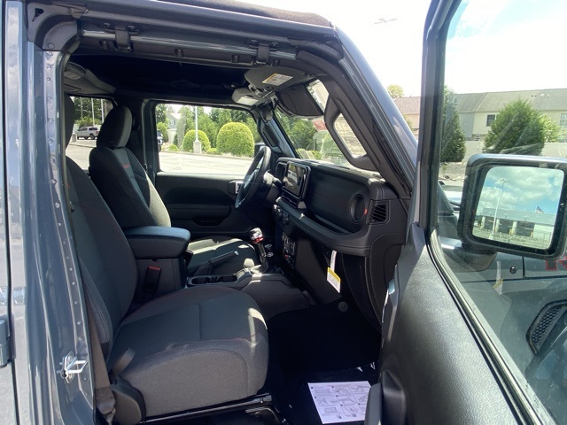 new 2025 Jeep Wrangler car, priced at $45,836
