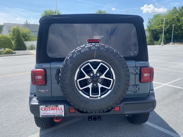 new 2025 Jeep Wrangler car, priced at $45,836