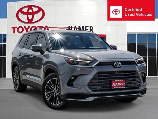 used 2025 Toyota Grand Highlander Hybrid car, priced at $65,797