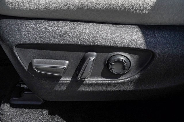 used 2025 Toyota Grand Highlander Hybrid car, priced at $65,797