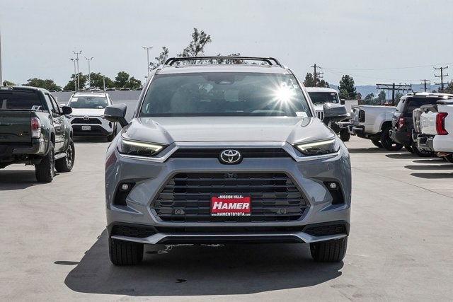 used 2025 Toyota Grand Highlander Hybrid car, priced at $65,797