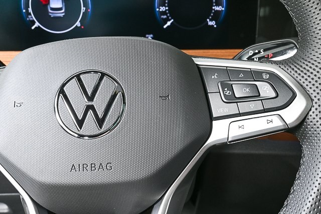 new 2025 Volkswagen Tiguan car, priced at $44,556