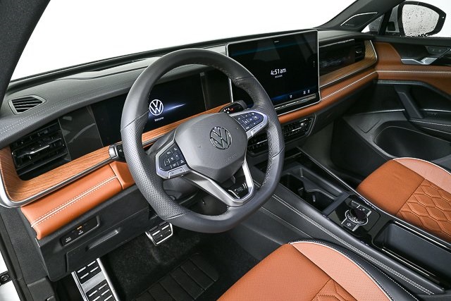 new 2025 Volkswagen Tiguan car, priced at $44,556