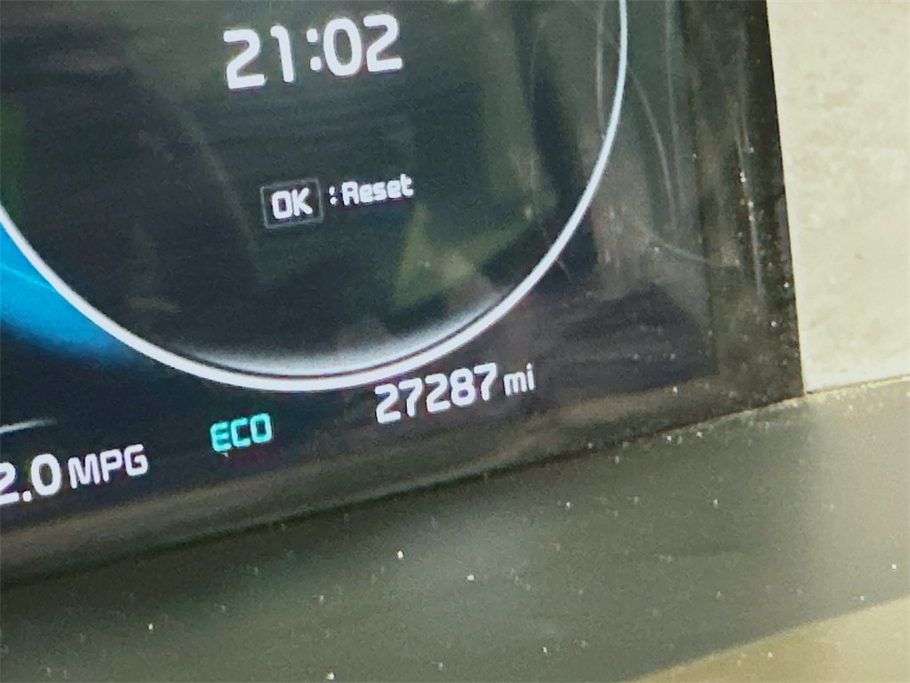 used 2022 Kia Sorento Plug-In Hybrid car, priced at $33,490