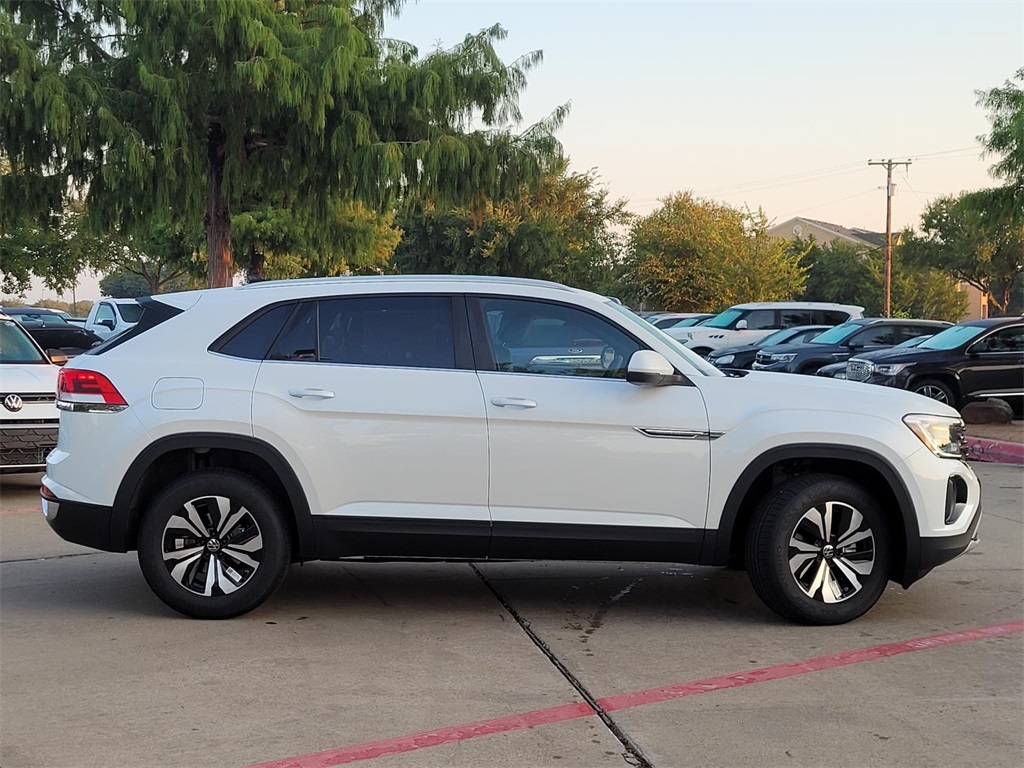 new 2026 Volkswagen Atlas Cross Sport car, priced at $40,856
