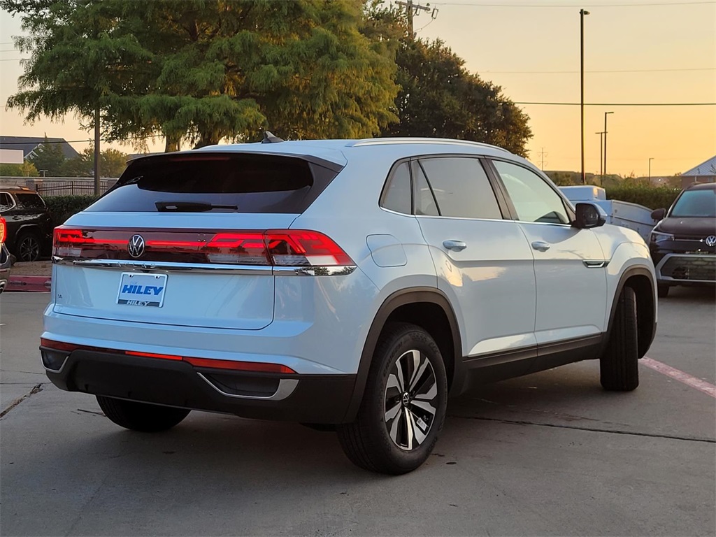 new 2026 Volkswagen Atlas Cross Sport car, priced at $40,856