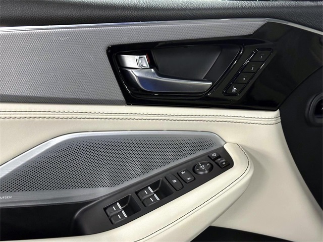 used 2025 Acura MDX car, priced at $60,861