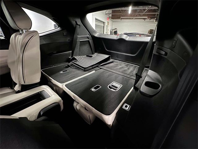 used 2025 Acura MDX car, priced at $60,861