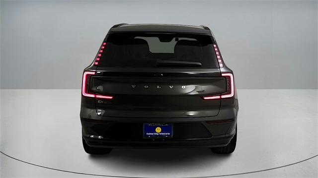 new 2025 Volvo EX90 car, priced at $85,395