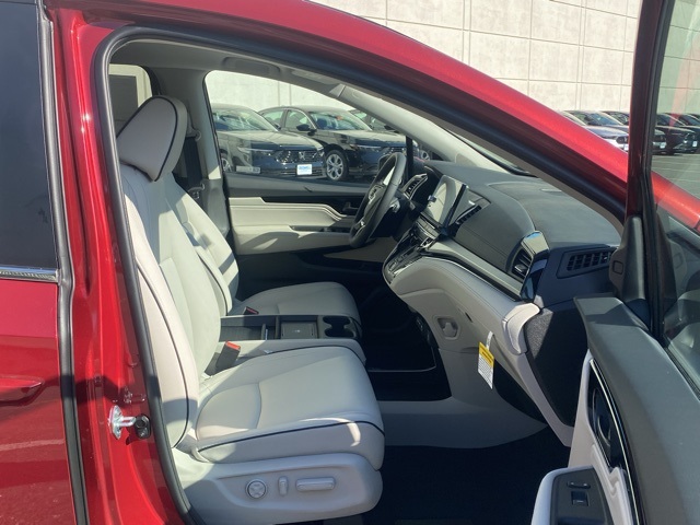 new 2026 Honda Odyssey car, priced at $46,973
