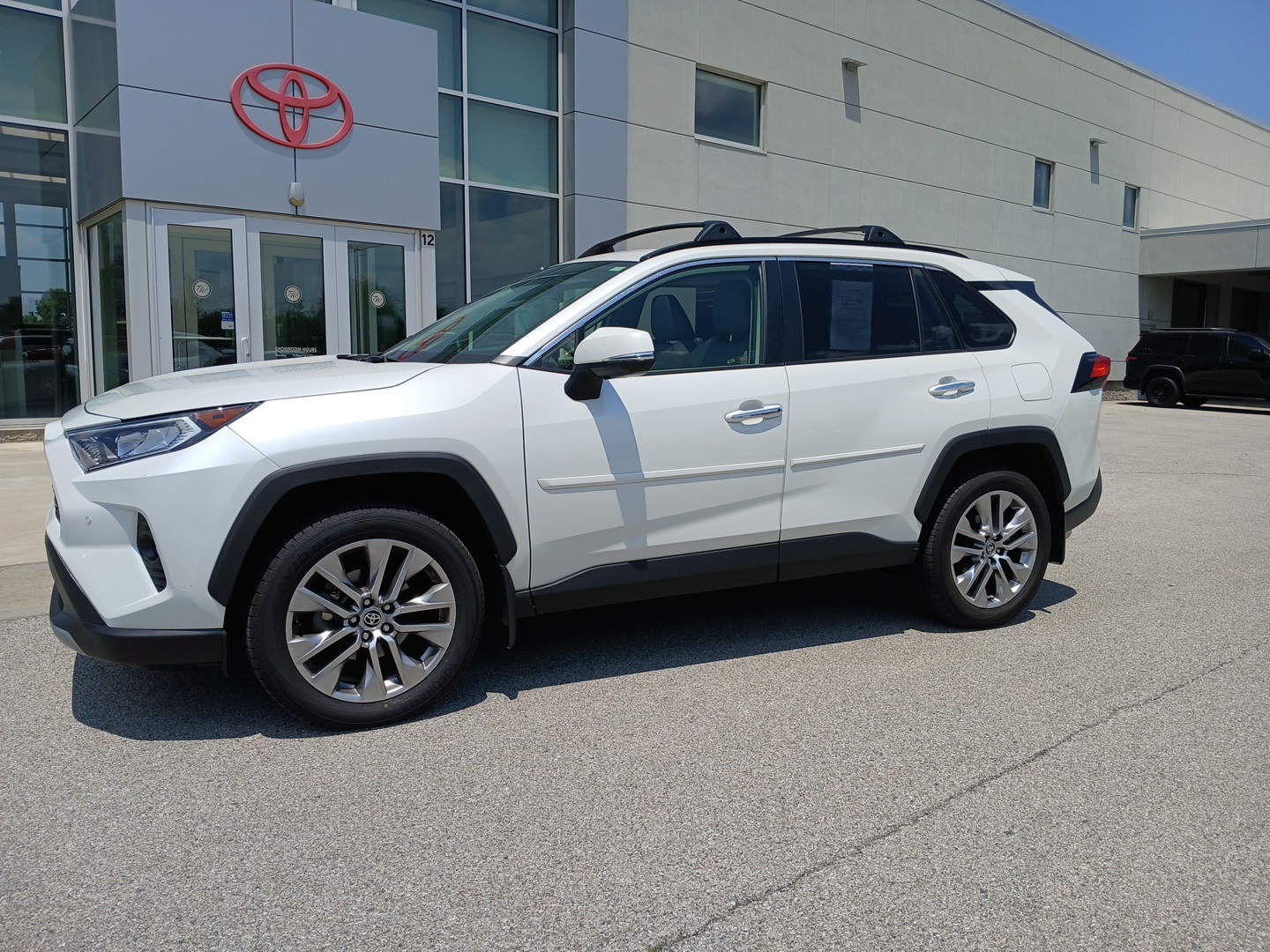 used 2020 Toyota RAV4 car, priced at $31,836